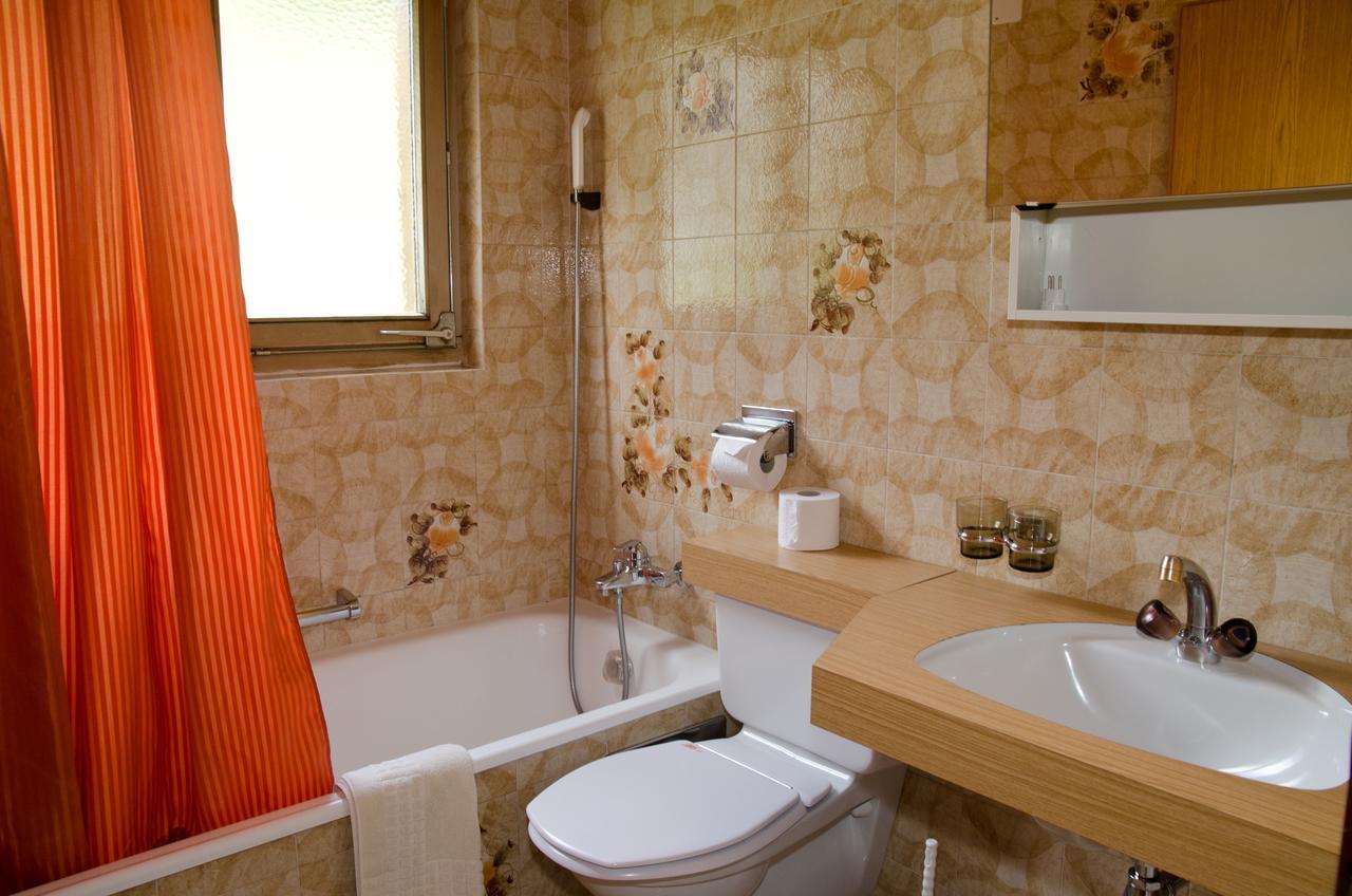 Haus Che D'Mot Apartment ซัมเนาน์ ภายนอก รูปภาพ
